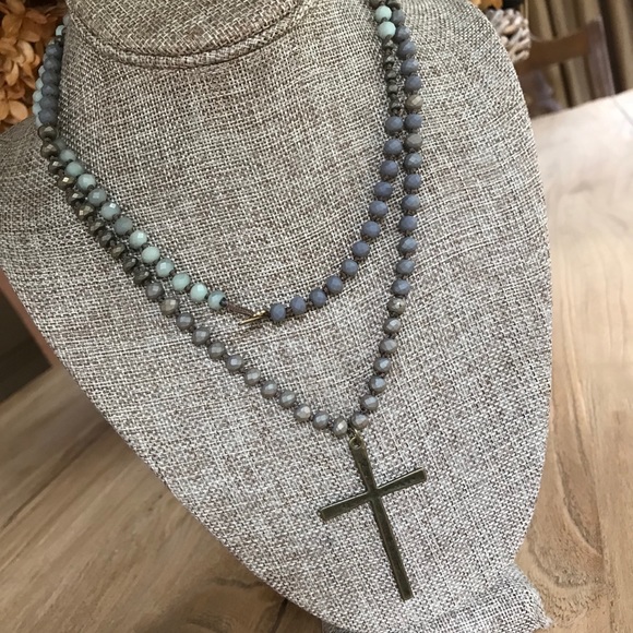 Beaded layering necklace - Picture 2 of 5